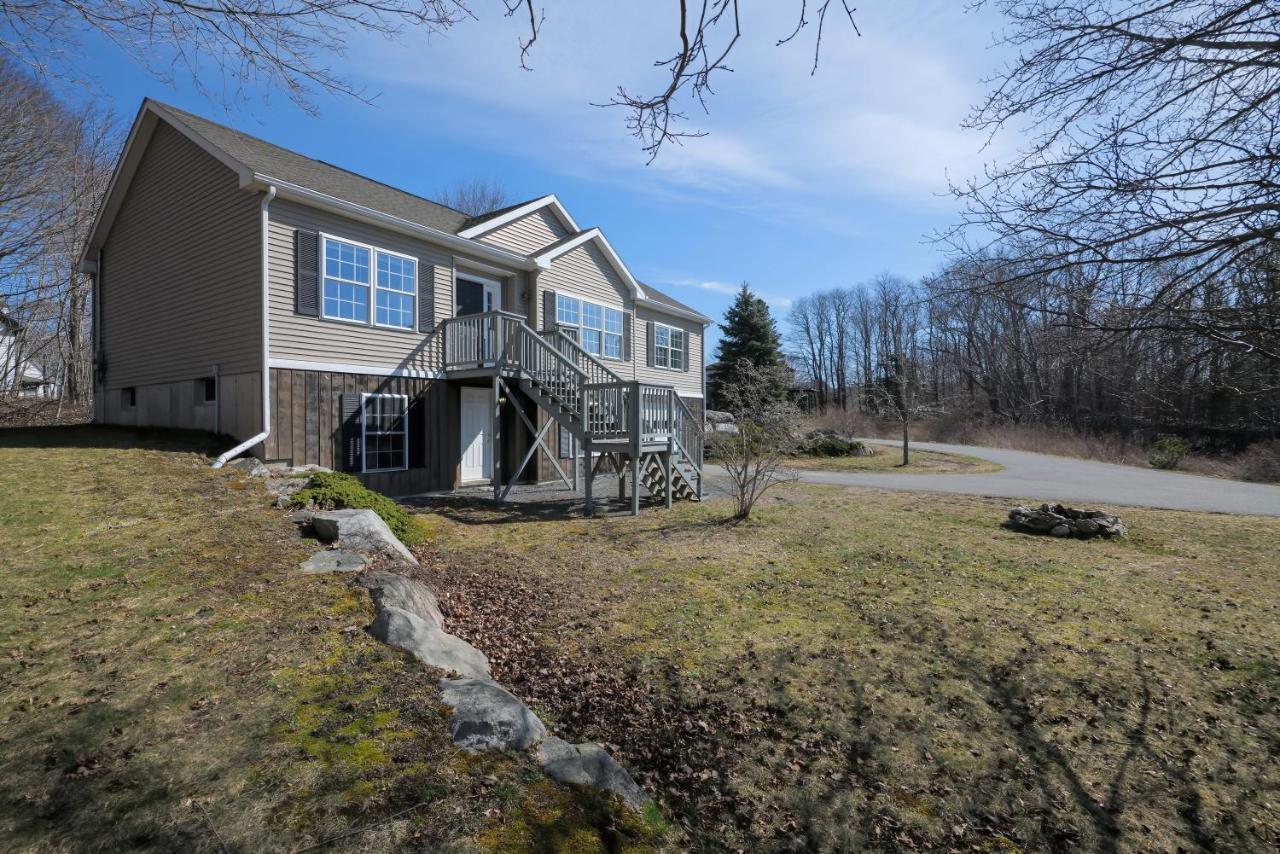 3 Bedroom Private Pondside View New Reno Moose Lodge Bar Harbor Esterno foto